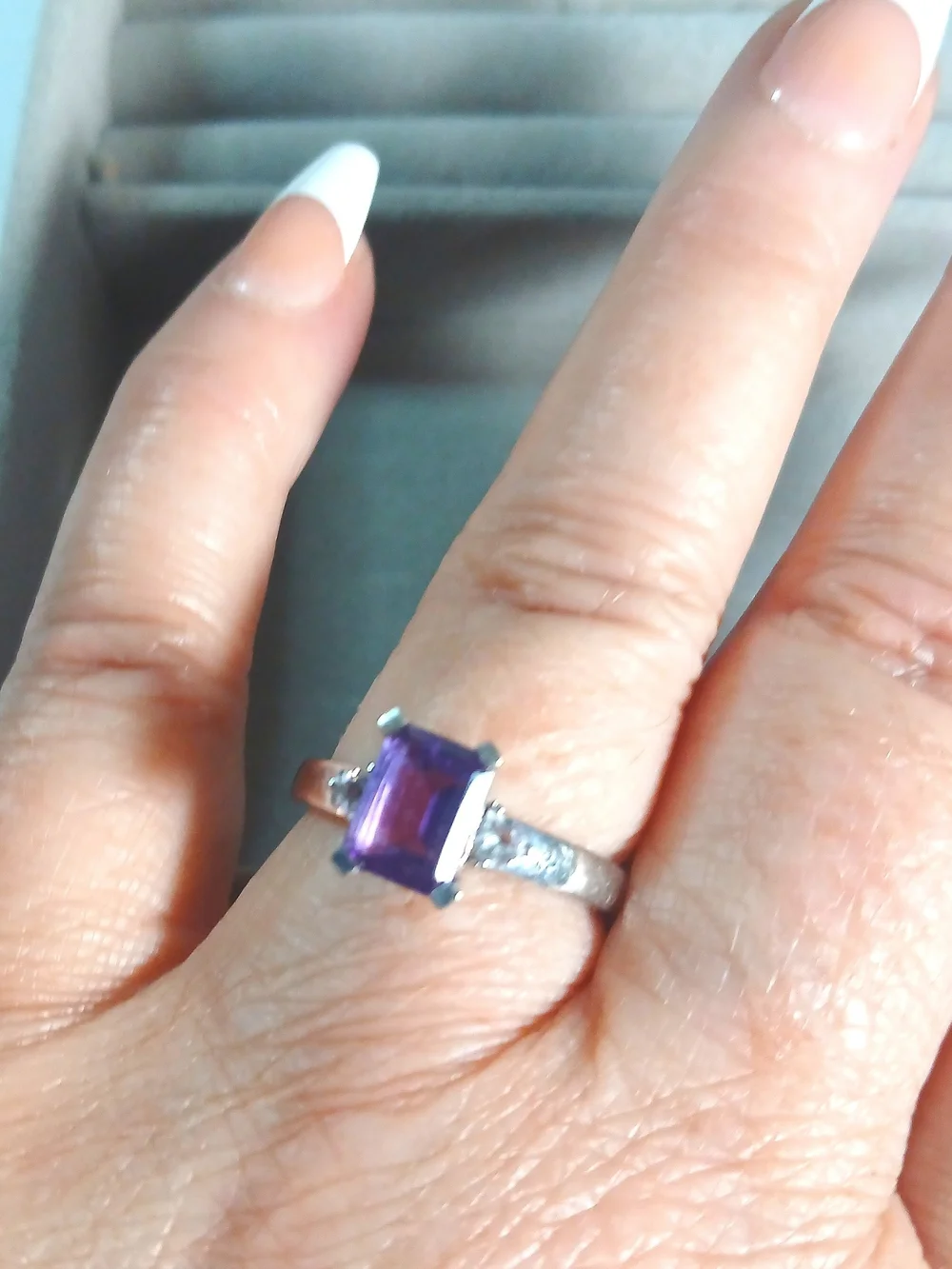 Sterling Silver Purple Amethyst Ring with Accent Stones